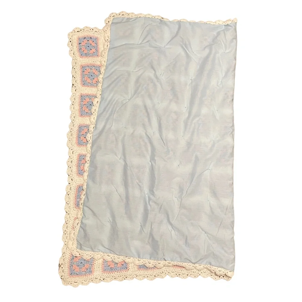 Vintage Handmade‎ Granny Square Crocheted Pastel Baby Blanket Afghan